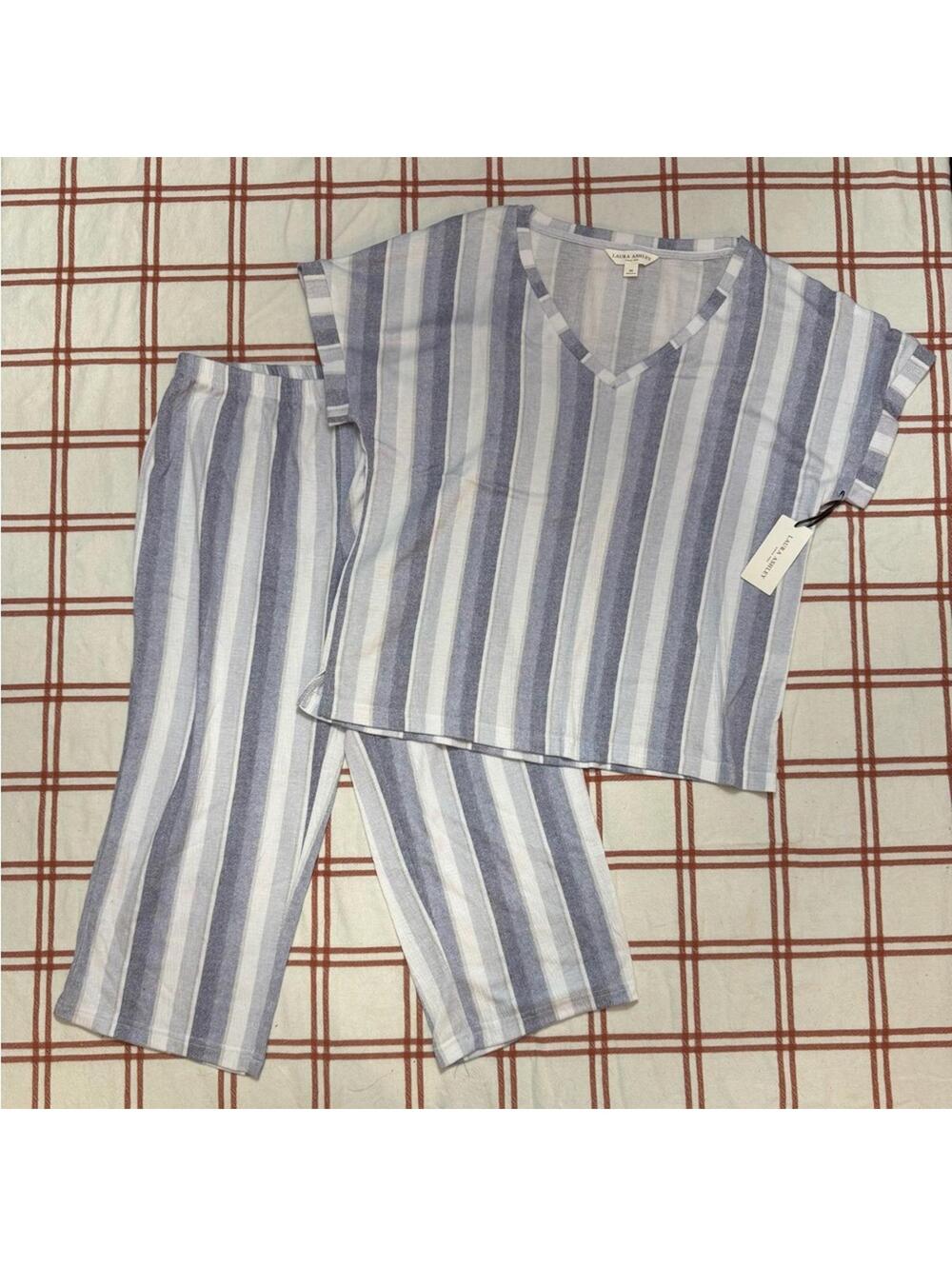 NWT Laura Ashley Blue & White Lightweight Striped Pajama Set Sz Sm/M